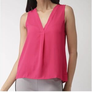 Forever 21 Pink Sleeveless V-Neck Women's Top NWT Small